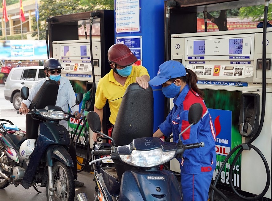 Giá bán lẻ xăng dầu áp dụng từ 16 giờ 00’, ngày 11/10/2023.