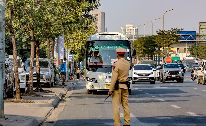 Nhiều đơn vị kinh doanh vận tải chưa chấp hành nghiêm yêu cầu về kinh doanh và điều kiện kinh doanh dẫn đến tai nạn giao thông.