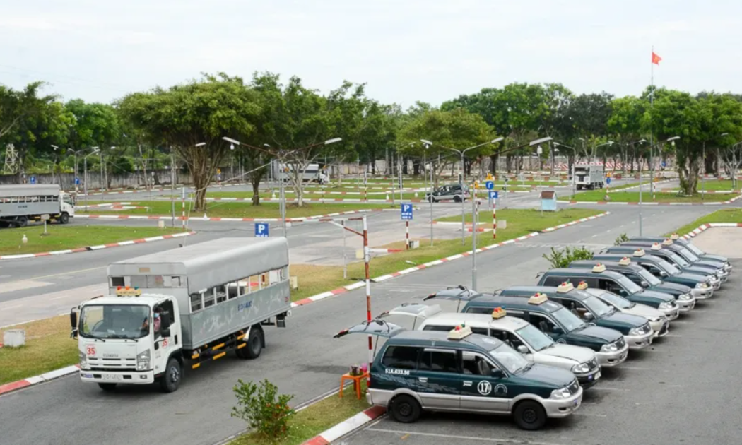 Nhiều cơ sở đào tạo chưa kiểm tra, giám sát khoá học, kỳ thi cấp chứng chỉ hoặc thực hiện còn hình thức, không đúng thực tế.