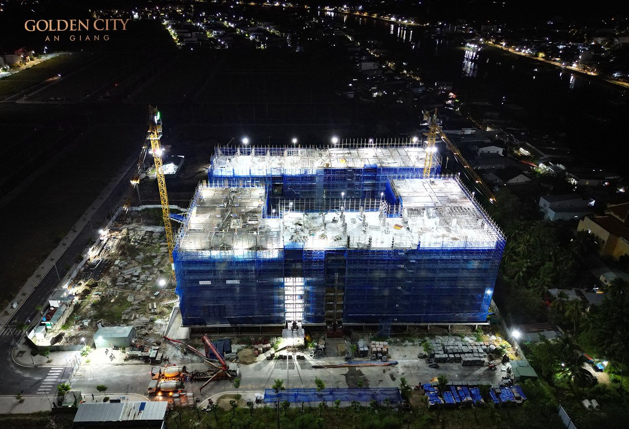 Tòa T4 nhà ở xã hội Golden City An Giang đã chính thức cất nóc, bước vào giai đoạn hoàn thiện.