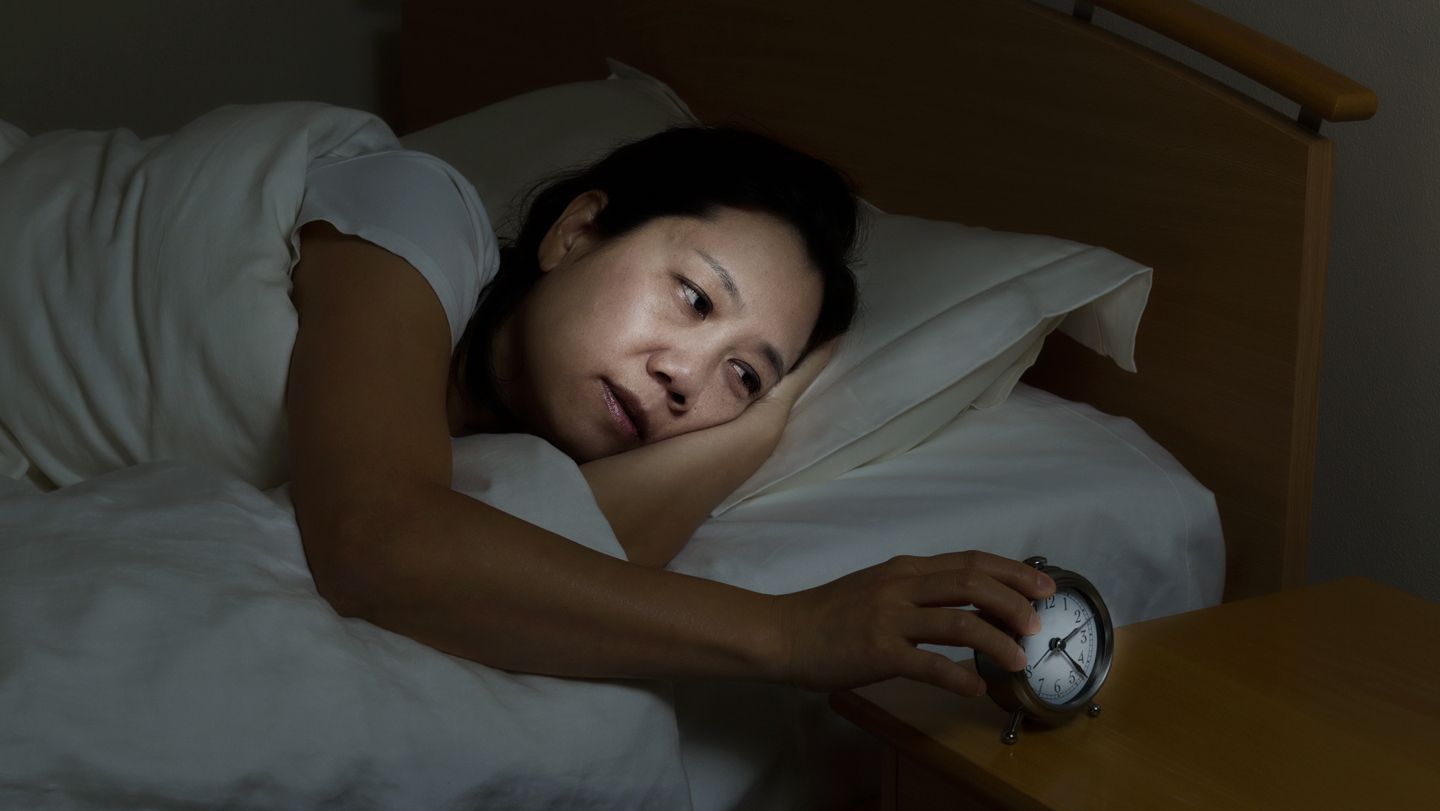 Các triệu chứng mất ngủ (khó ngủ, hoặc thức giấc quá sớm) trong xã hội hiện đại có liên quan đến nguy cơ đột quỵ cao hơn. 