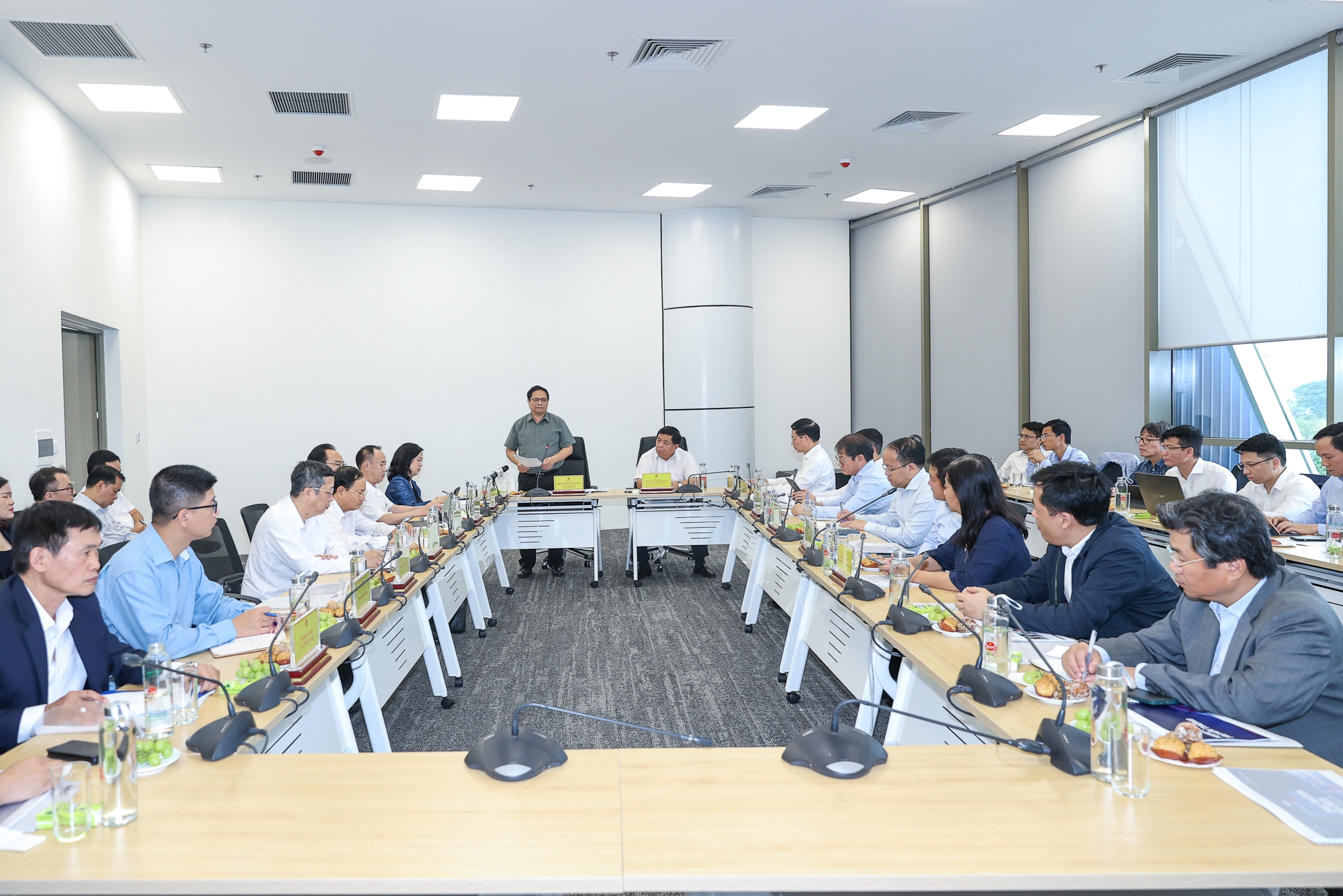 Đây là lần thứ 2 trong năm, Thủ tướng Phạm Minh Chính thăm, làm việc tại NIC và cơ sở mới của Trung tâm tại Hòa Lạc.