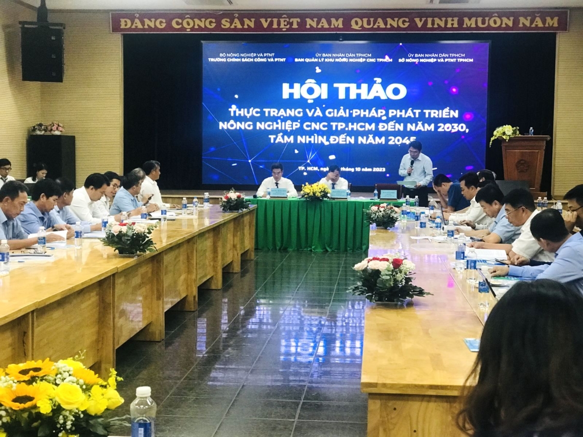 Ch&iacute;nh quyền TP.HCM x&aacute;c định n&ocirc;ng nghiệp đ&ocirc; thị gắn với ứng dụng c&ocirc;ng nghệ cao l&agrave; định hướng ph&aacute;t triển của ng&agrave;nh - Ảnh: PA.