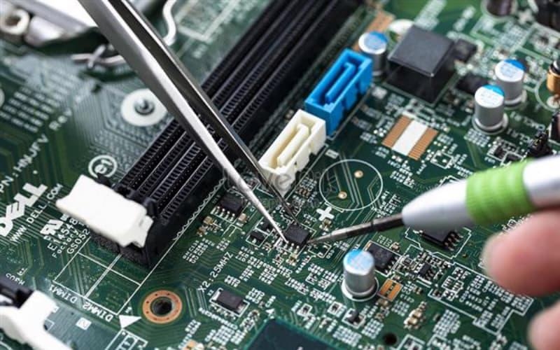 Microchip design sector needs 50,000 quality workers over next decade