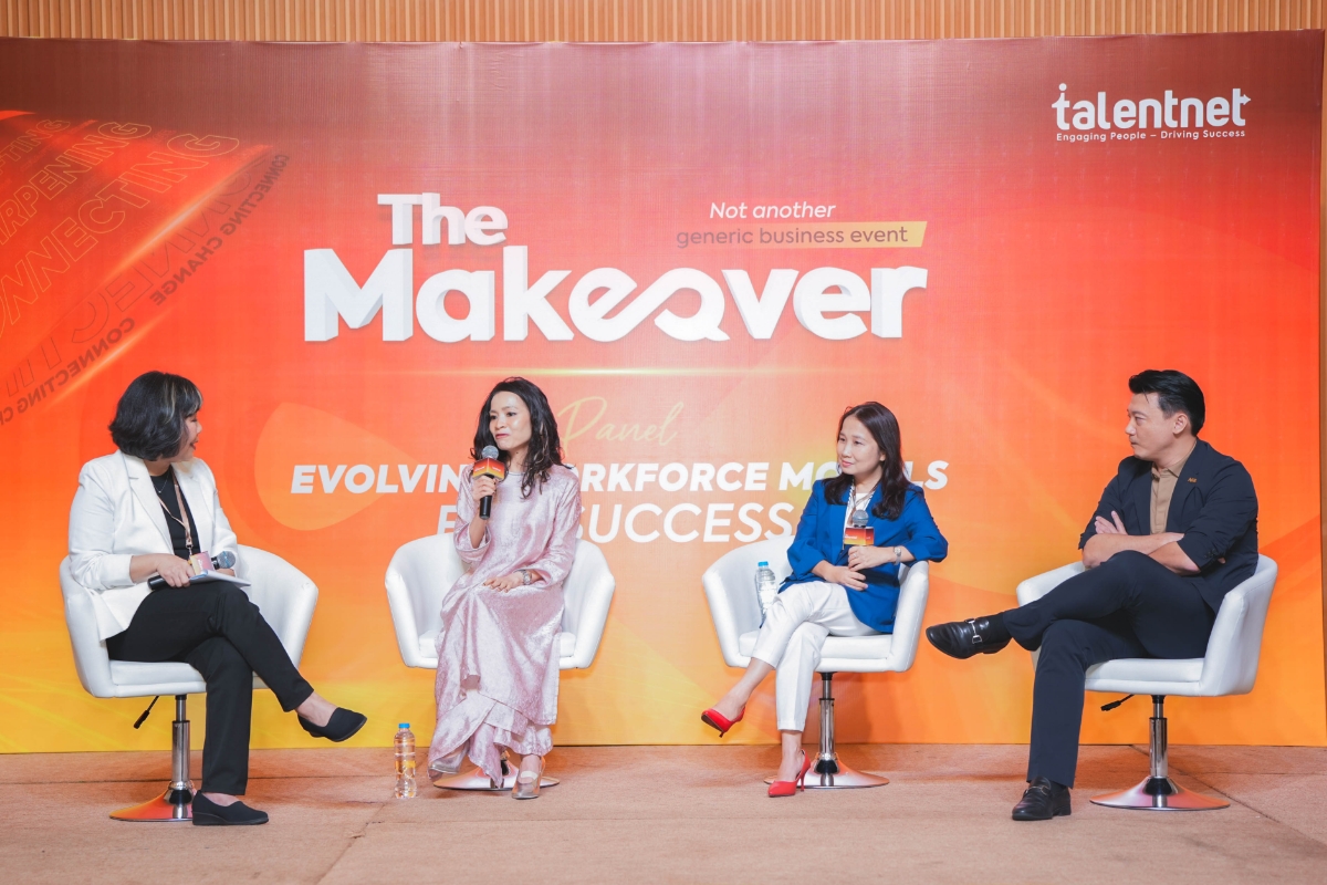 C&aacute;c diễn giả trong phần tọa đ&agrave;m T&aacute;i thiết kế m&ocirc; h&igrave;nh quản trị nh&acirc;n sự để đổi mới tại sự kiện The Makeover.