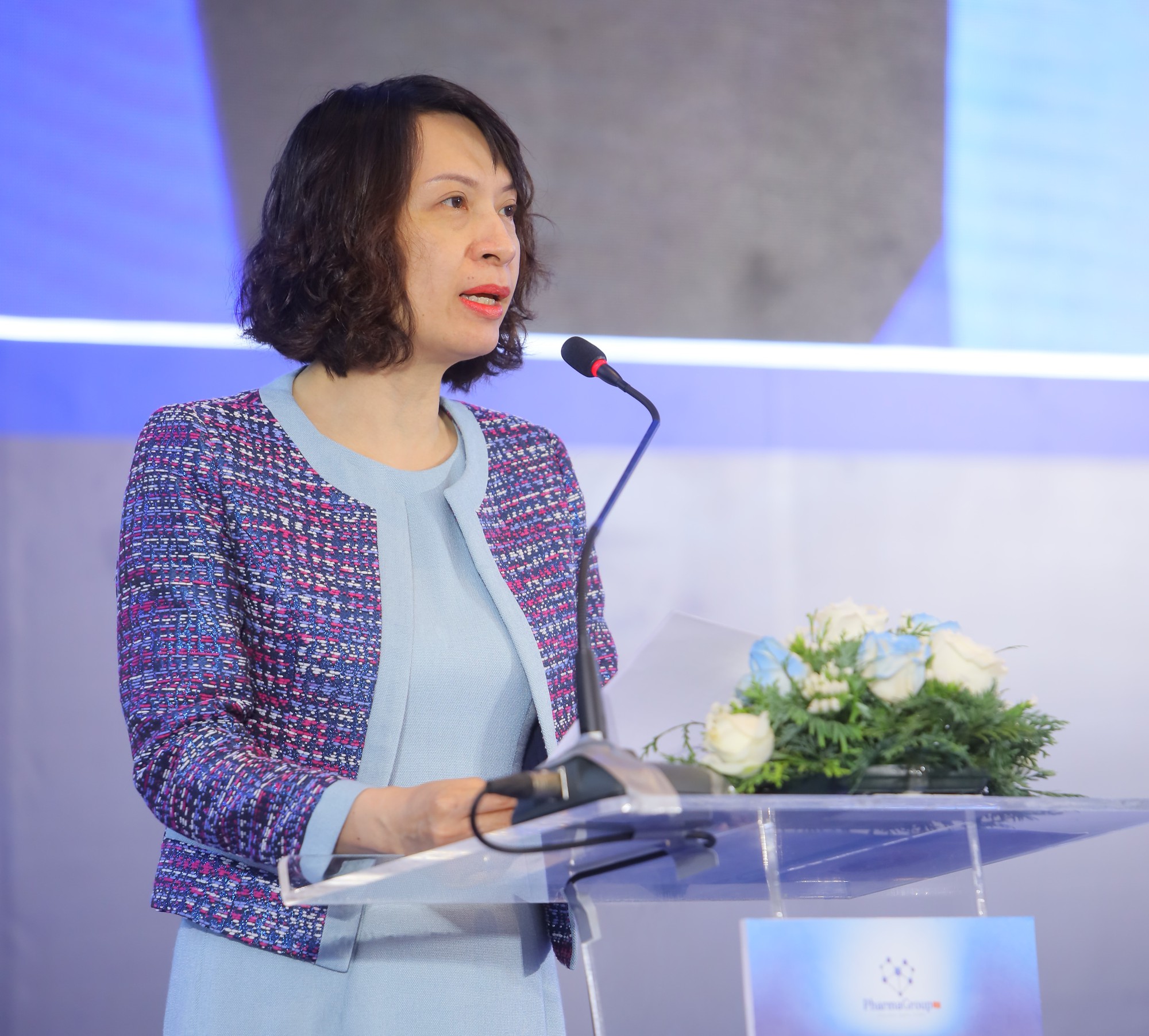 Thứ trưởng Nguyễn Thị Li&ecirc;n Hương ph&aacute;t biểu tại Diễn đ&agrave;n Đổi mới s&aacute;ng tạo trong lĩnh vực y tế. Ảnh: VGP/HM