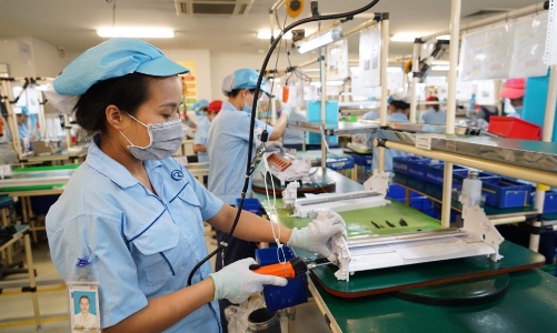 Biểu dương 138 doanh nghiệp đóng góp lớn đối với nghĩa vụ ngân sách