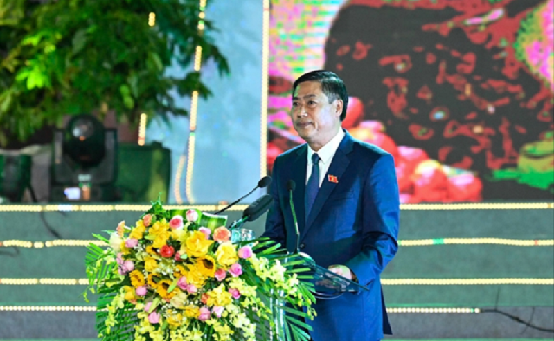 Ông Nguyễn Hữu Đông, Bí thư Tỉnh ủy Sơn La phát biểu khai mạc lễ hội.