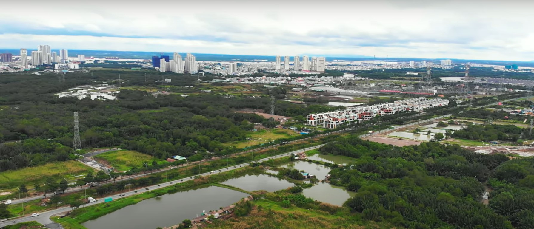 Nhà Bè muốn đi nhanh trở thành đô thị vệ tinh trong năm 2025, rộng cửa chào đón các dự án mang tầm khu vực. Ảnh: Quốc Anh.