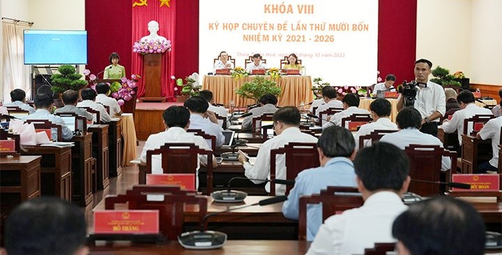 Toàn cảnh kỳ họp