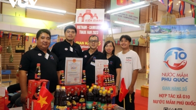 Vietnam & Cambodia jointly exhibiting economic and defense products