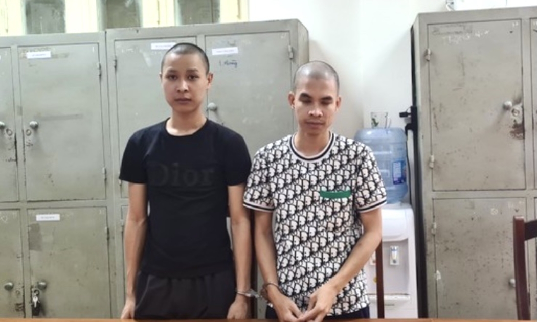 Đối tượng Phan Đình Hùng và Cao Văn Tuấn. (Ảnh Công an quận Nam Từ Liêm).