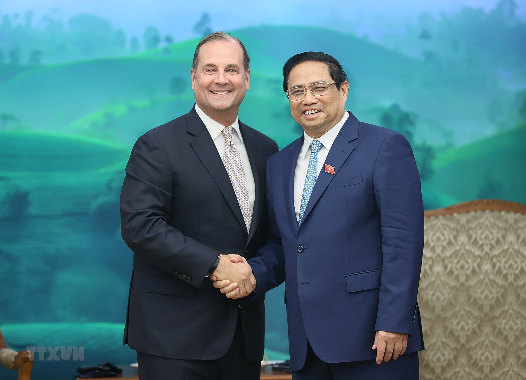 Thủ tướng Phạm Minh Ch&iacute;nh tiếp &ocirc;ng Anthony Capuano, Gi&aacute;m đốc Điều h&agrave;nh Tập đo&agrave;n Marriott. (Ảnh: Dương Giang/TTXVN)
