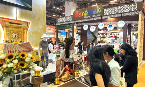 Ngành du lịch TP.HCM tích cực tìm kiếm du khách từ Singapore, Lào