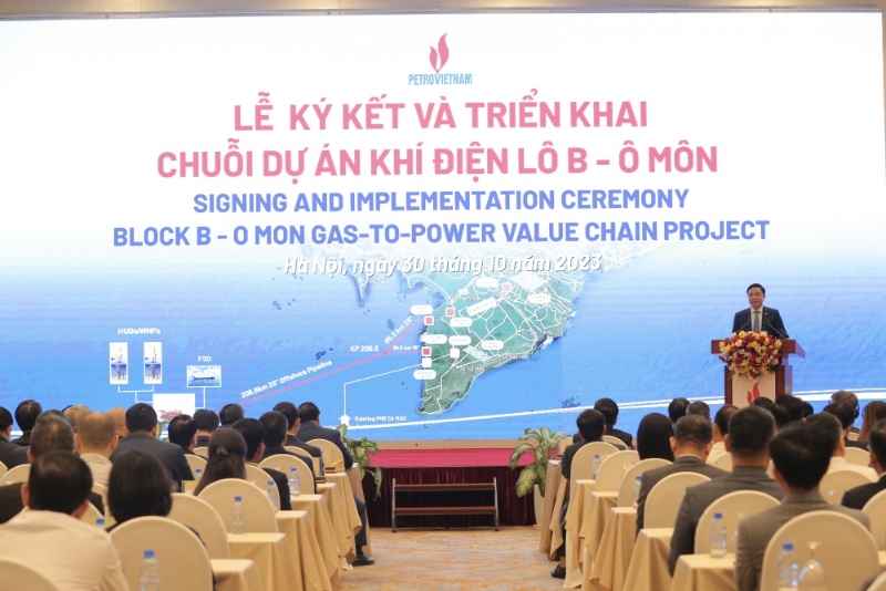PetroVietnam signs major gas power contracts