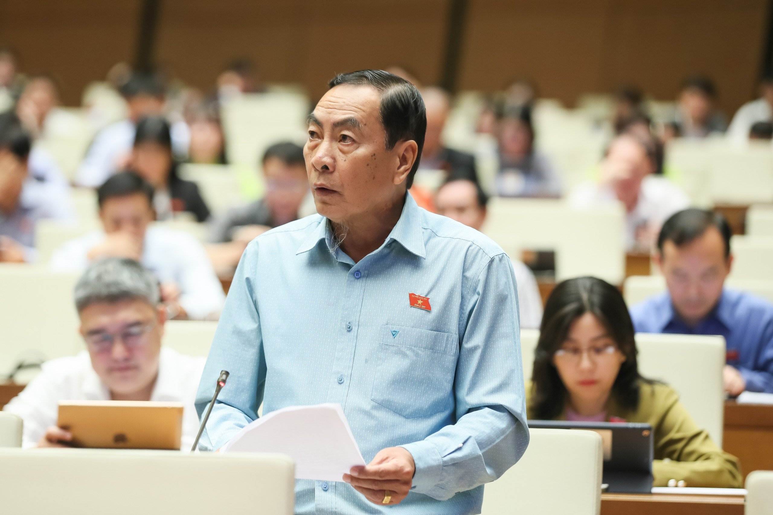 Đại biểu Phạm Văn Hòa, Đoàn Đại biểu Quốc hội tỉnh Đồng Tháp. Ảnh - Quochoi.vn.