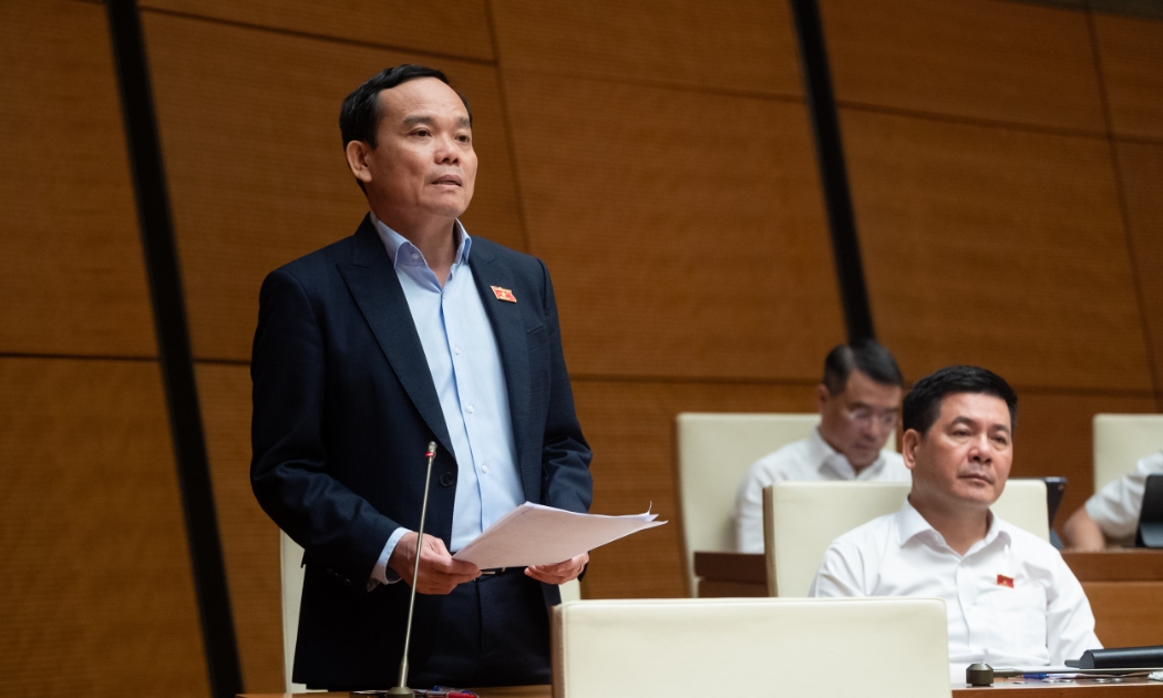 Phó Thủ tướng Trần Lưu Quang cho biết, Chính phủ sẽ trình thí điểm mỗi tỉnh lựa chọn một địa phương cấp huyện để thí điểm 