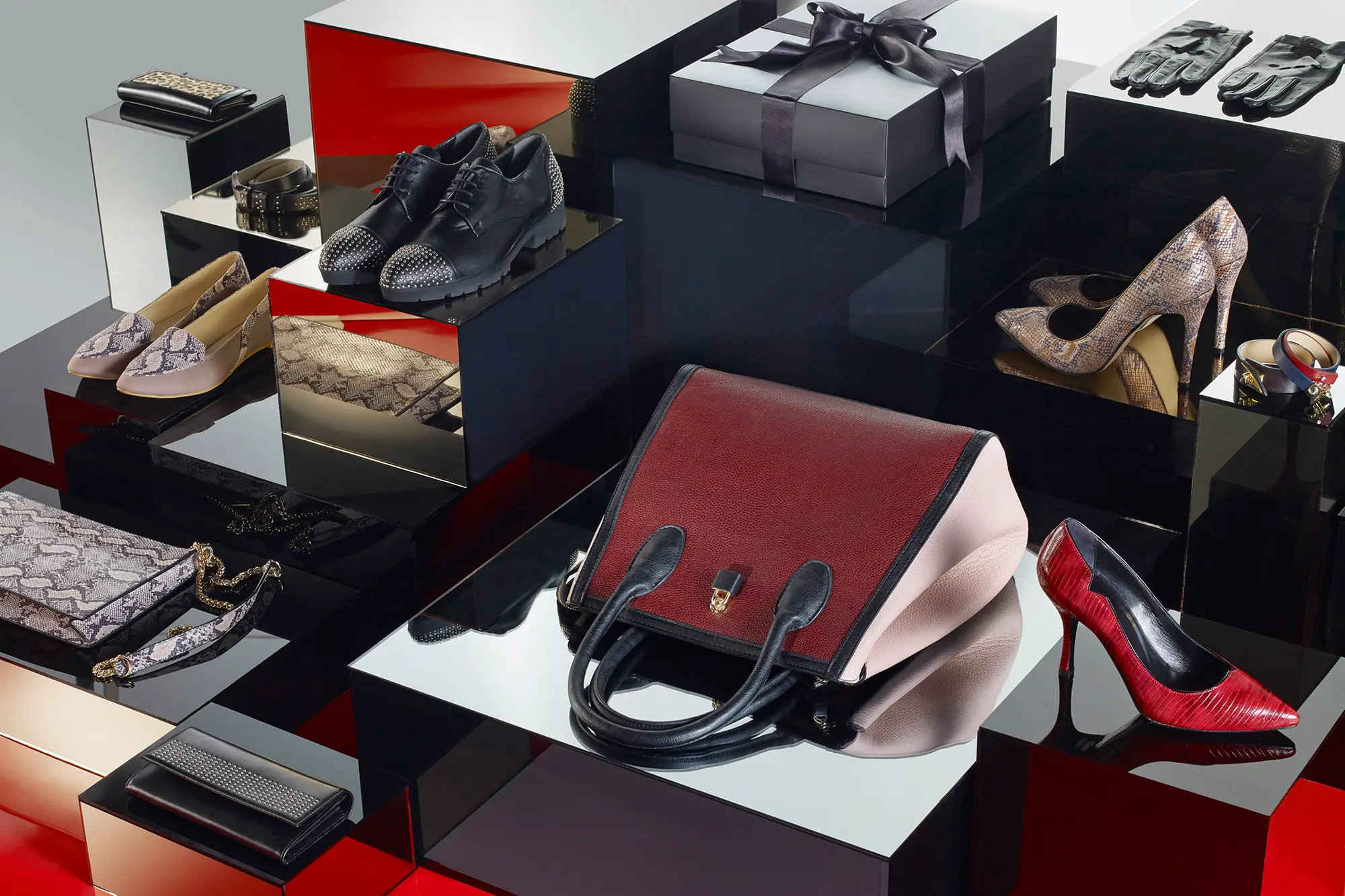 Xu hướng &ldquo;xa xỉ thầm lặng&rdquo; cũng đ&atilde; lan tỏa tới thị trường b&aacute;n lại.