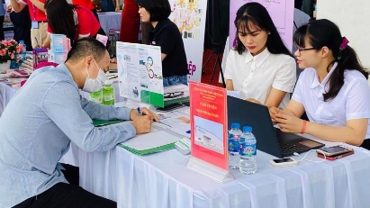 Hanoi needs 35,000-45,000 workers in Q4