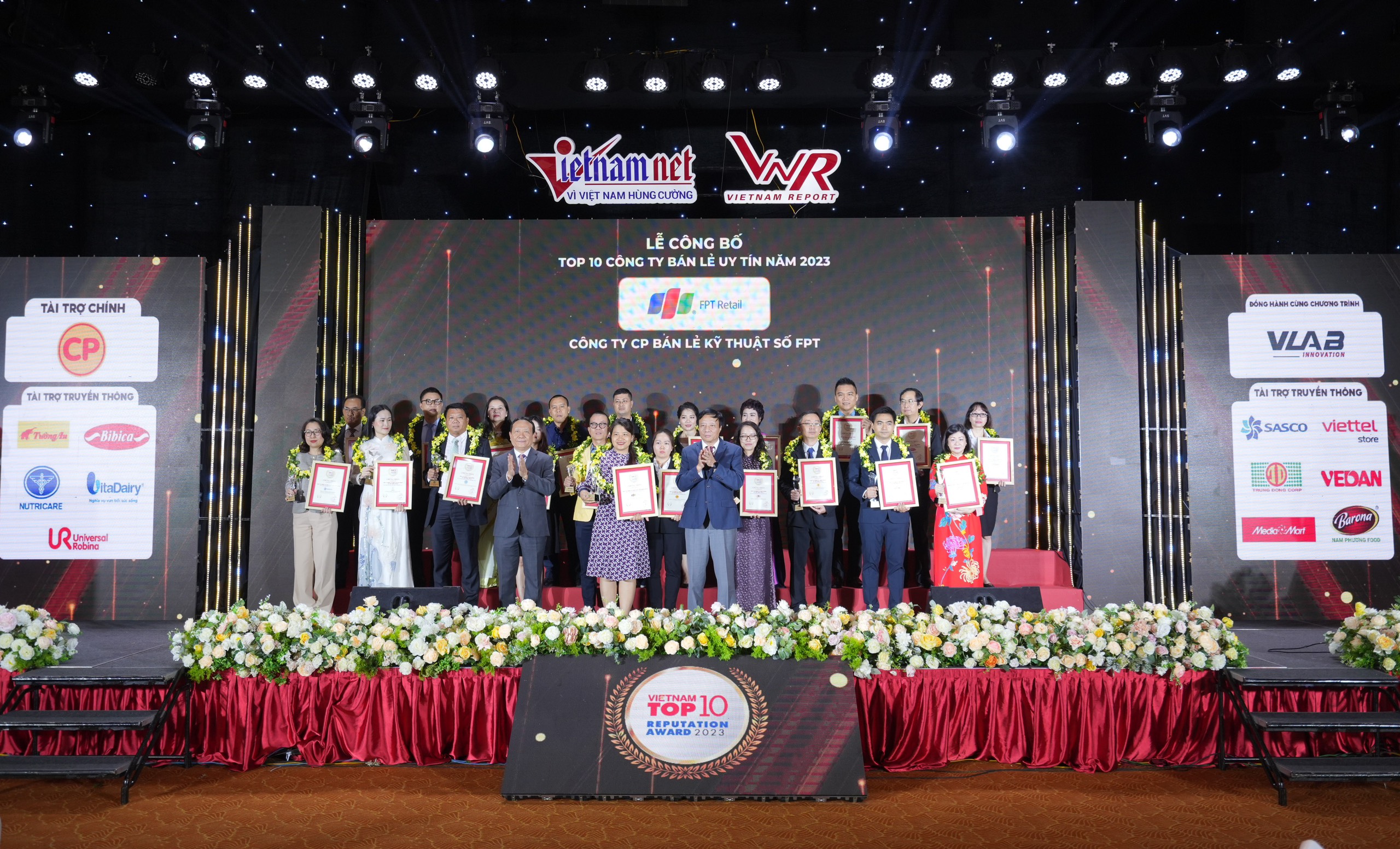 FPT Retail được vinh danh “Top 10 Công ty bán lẻ uy tín 2023” lần thứ 7 liên tiếp.