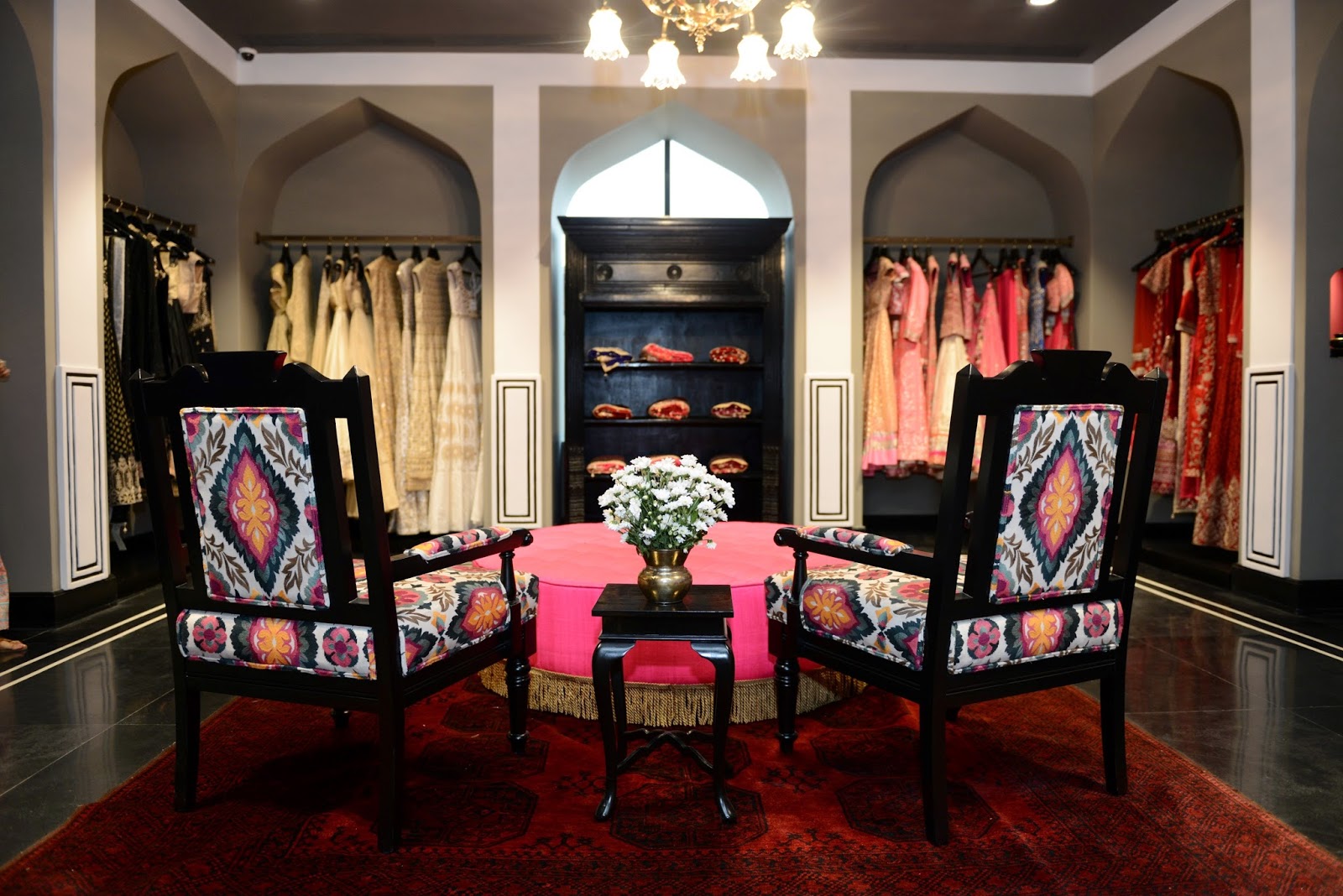 C&aacute;c thương hiệu quốc tế đang nhắm đến kh&aacute;ch h&agrave;ng l&agrave; những người gi&agrave;u mới nổi ở Ấn Độ.