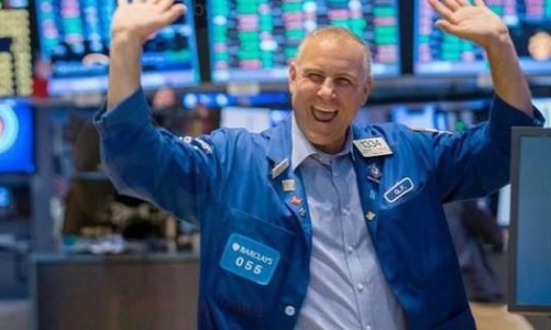 Tự doanh chốt lời, nhà đầu tư cá nhân mua mạnh