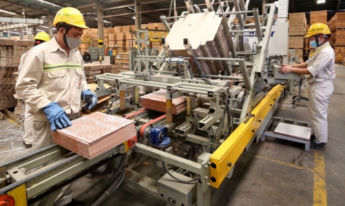 PMI tháng 10 tiếp tục dưới ngưỡng trung bình, đơn đặt hàng mới tăng yếu