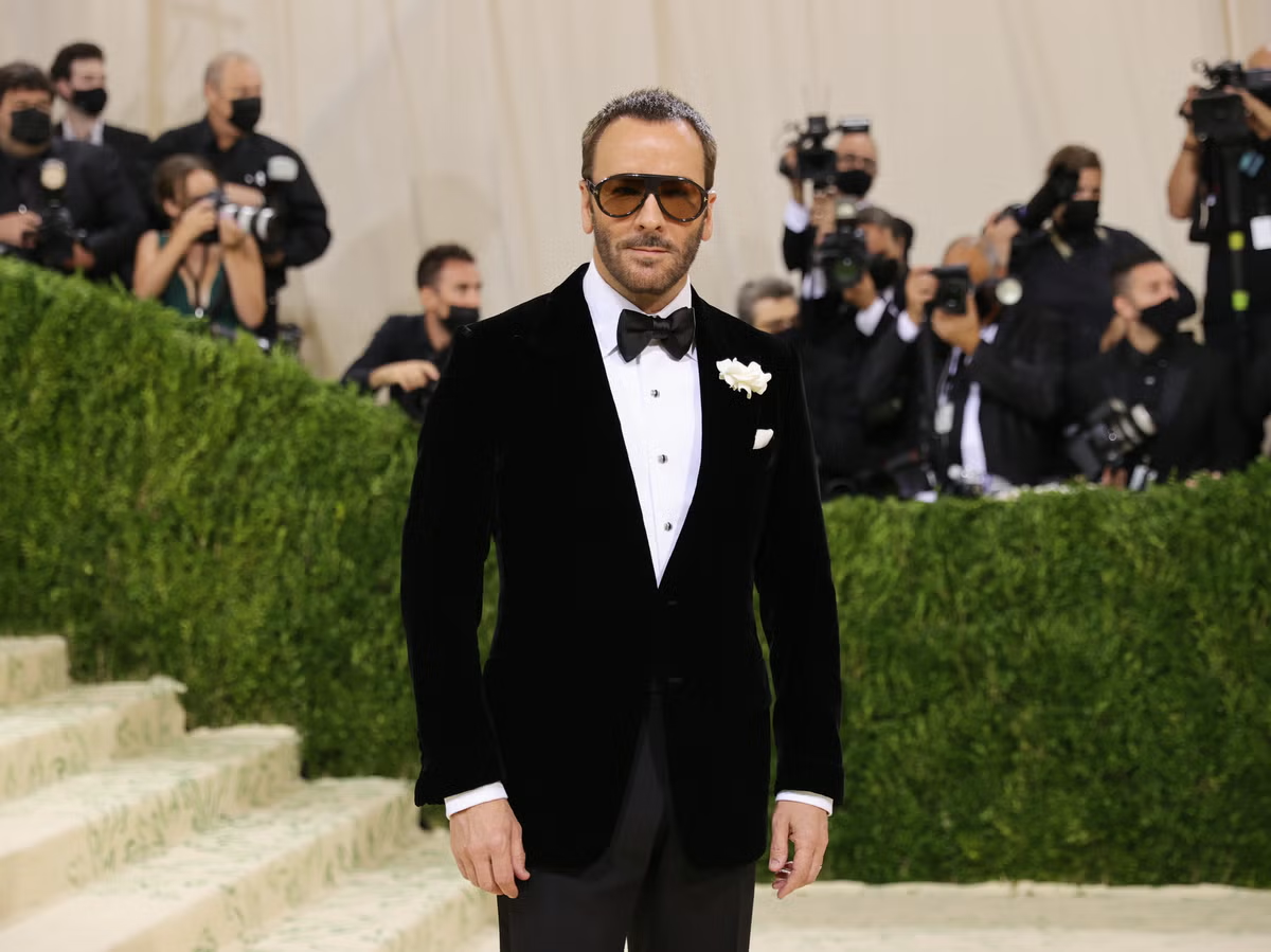 Nhà thiết kế Tom Ford vốn nổi tiếng với những bộ suit mang phong cách "xa xỉ thầm lặng". Ảnh: The Independent