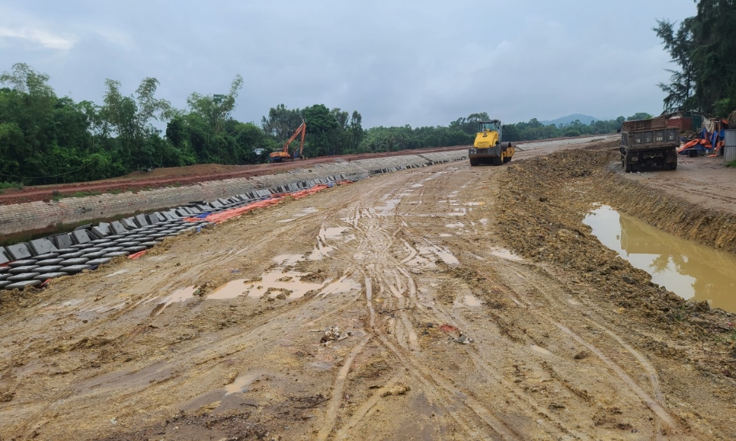Khu vực kênh Than nằm trong Dự án đầu tư xây dựng Phát triển tổng hợp các đô thị động lực - Tiểu dự án đô thị Tĩnh Gia