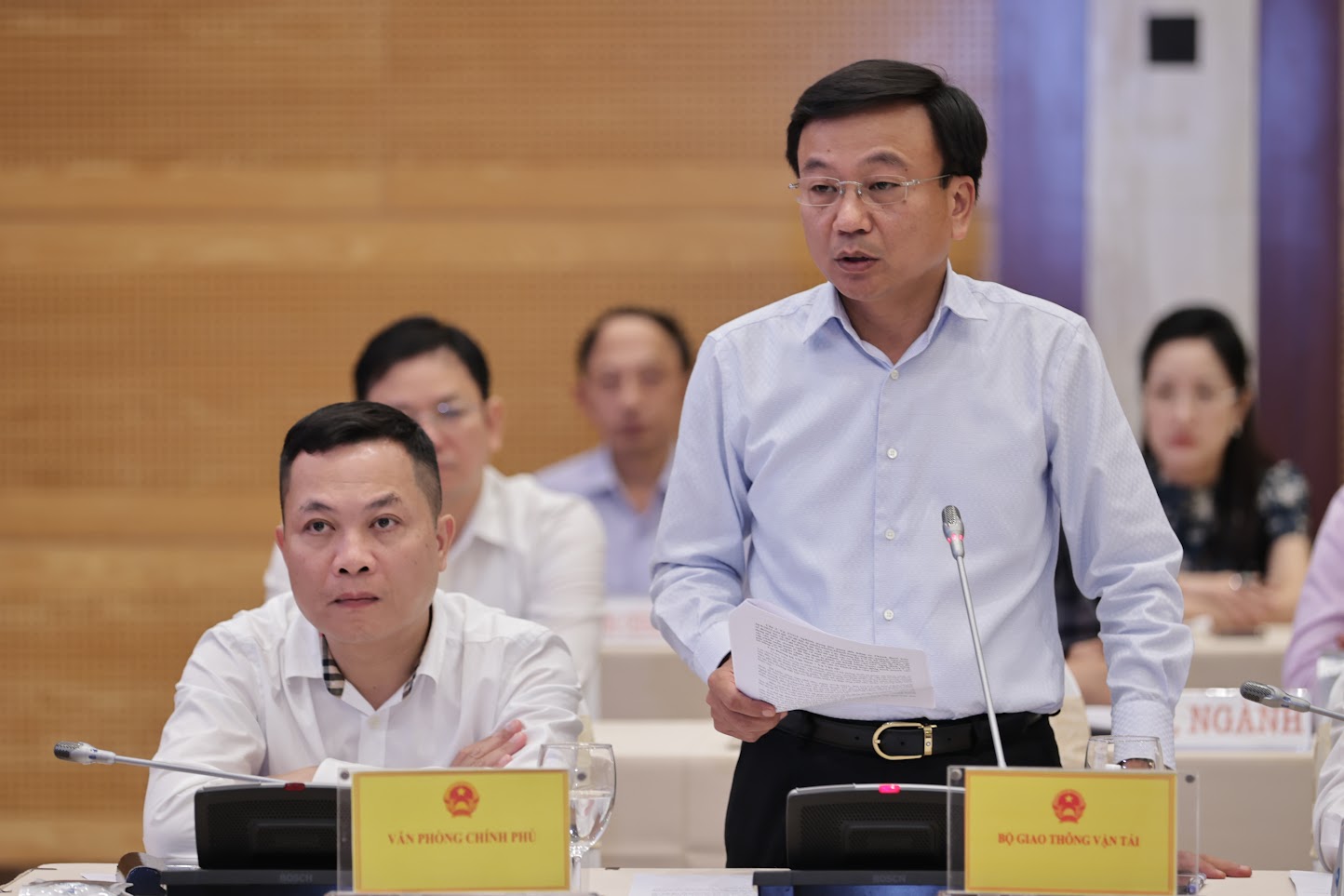 Thứ trưởng Nguyễn Danh Huy: 