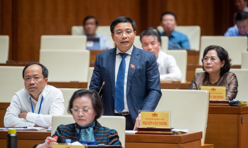 Bộ trưởng Bộ Giao thông vận tải cho rằng nhà đầu tư PPP chịu nhiều bất lợi khi tham gia dự án PPP - Ảnh: Quochoi.vn.