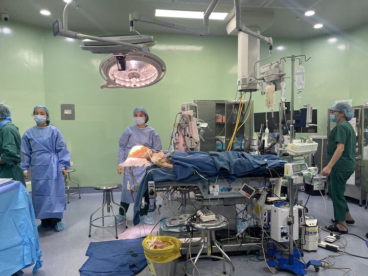 Đảm bảo thuốc, trang thiết bị y tế cho công tác khám chữa bệnh cho bệnh nhân. Ảnh - Thái Bình.