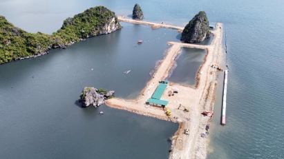 Quang Ninh suspends sea reclamation project