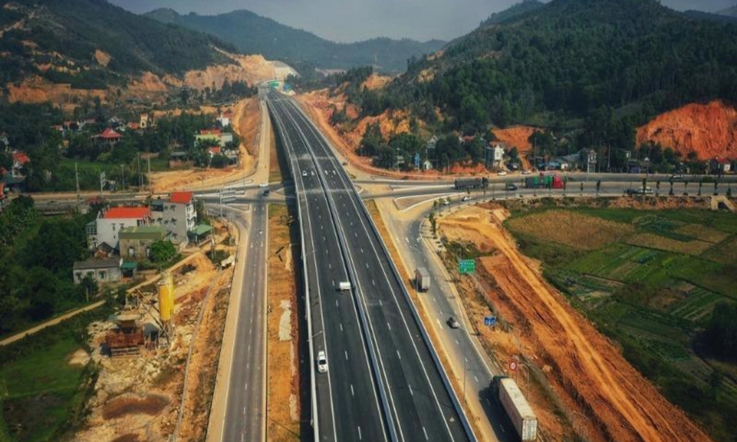 Đến hết 31/10/2023, giải ngân vốn đầu tư công đạt khoảng 430.600 tỷ đồng - Ảnh minh họa