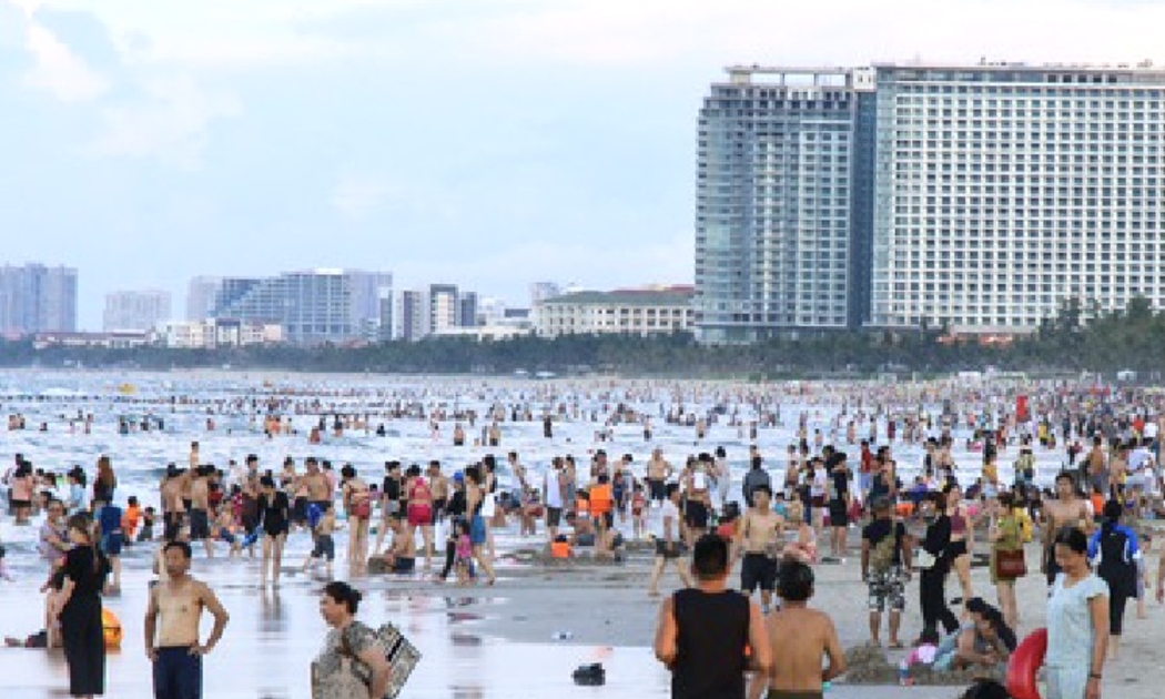 Biển Mỹ khê ngày hè