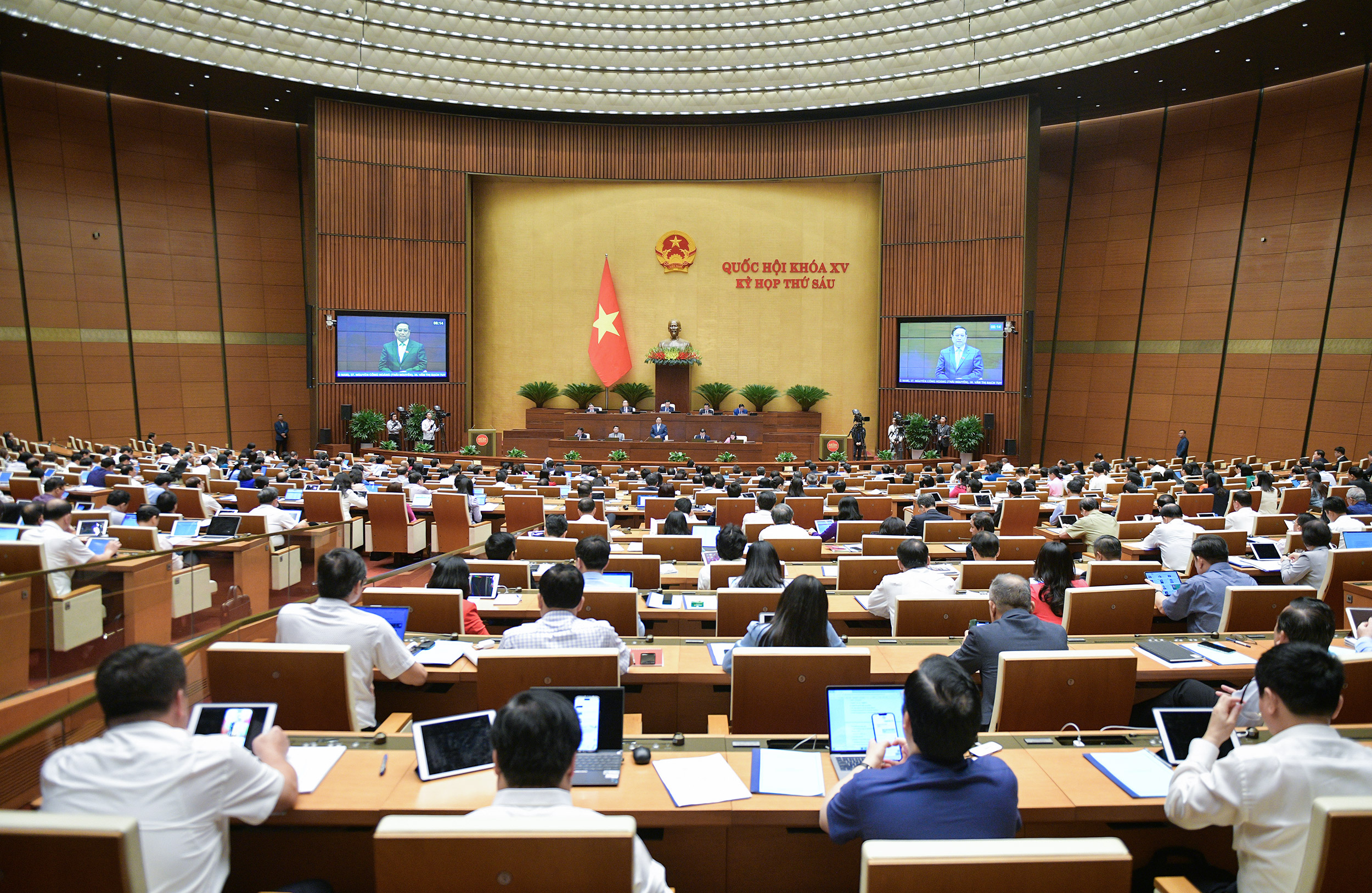 To&agrave;n cảnh phi&ecirc;n chất vấn. Ảnh - Quochoi.vn.