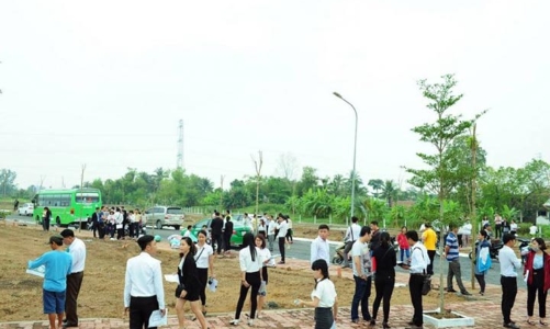 Đề xuất nâng mức tiền đặt cọc tối thiểu  lên 10% khi đấu giá quyền sử dụng đất