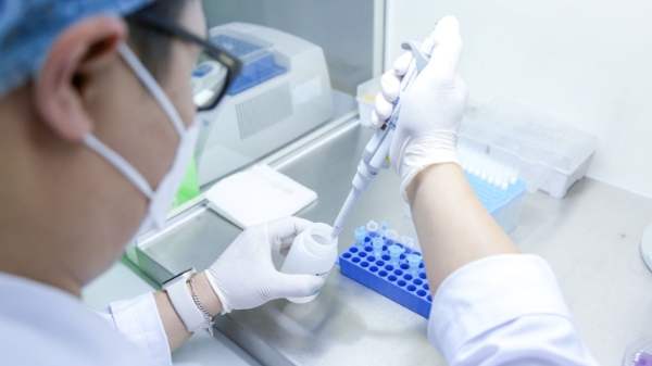 Bộ trưởng Y tế: Có tình trạng lạm dụng xét nghiệm quá mức cần thiết, gây tốn kém chi phí cho người bệnh 