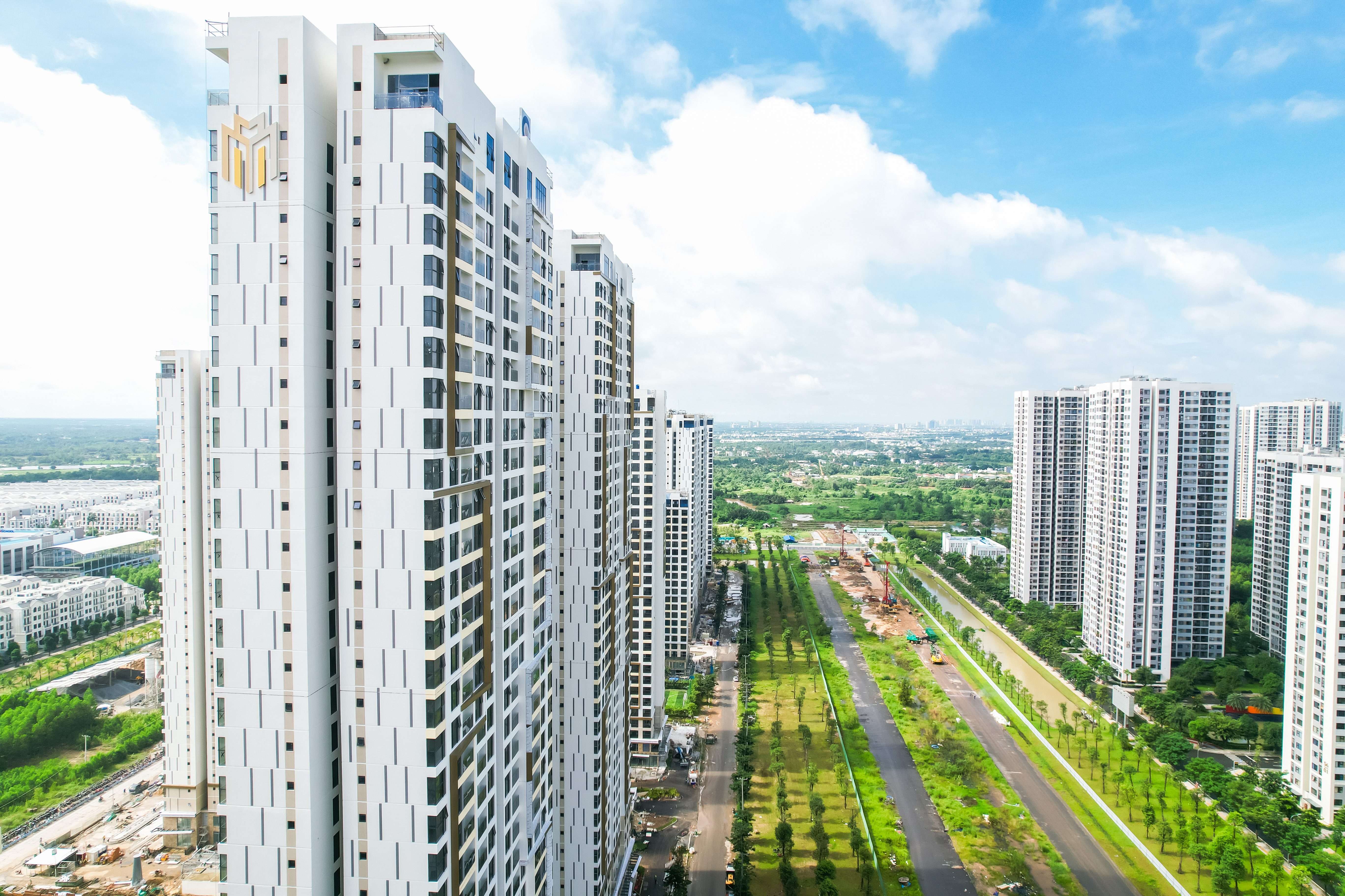 Dự án đã hoàn thiện tại vị trí đắc địa, kế cận Vành đai 3 và loạt tiện ích đại đô thị, sắp bàn giao cùng đón “sóng” hạ tầng.