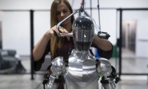 Các công ty khởi nghiệp về robot: Chúng tôi có thể bán hàng tỷ robot thay thế nhân công con người 