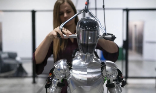 Các công ty khởi nghiệp về robot: Chúng tôi có thể bán hàng tỷ robot thay thế nhân công con người 