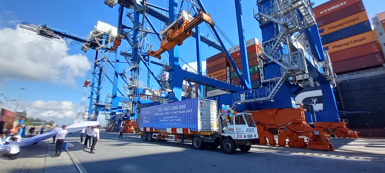 Cảng container Quốc tế T&acirc;n Cảng Hải Ph&ograve;ng