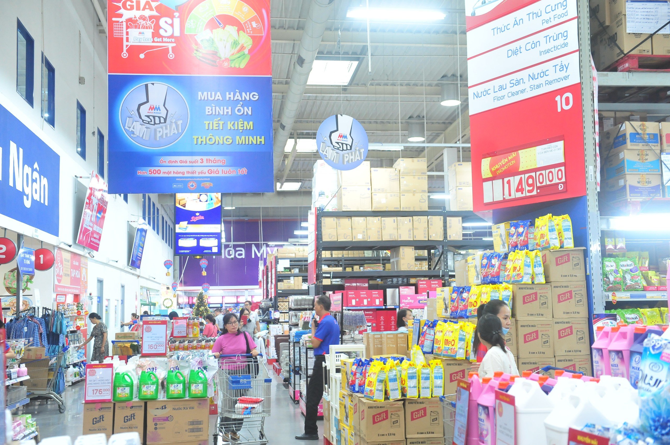 Các mặt hàng trong chương trình bình ổn của MM Mega Market sẽ được gắn nhãn “Đánh bại lạm phát” để khách hàng dễ dàng nhận biết.