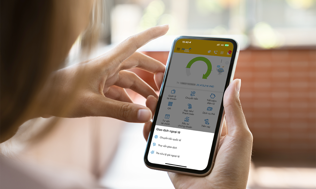 Khách hàng có thể chuyển tiền quốc tế bằng 6 loại ngoại tệ trên ứng dụng PV Mobile Banking.