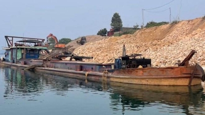 PM asks for stricter management over mining rights auctions