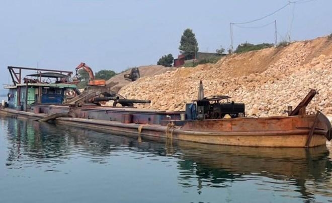 PM asks for stricter management over mining rights auctions