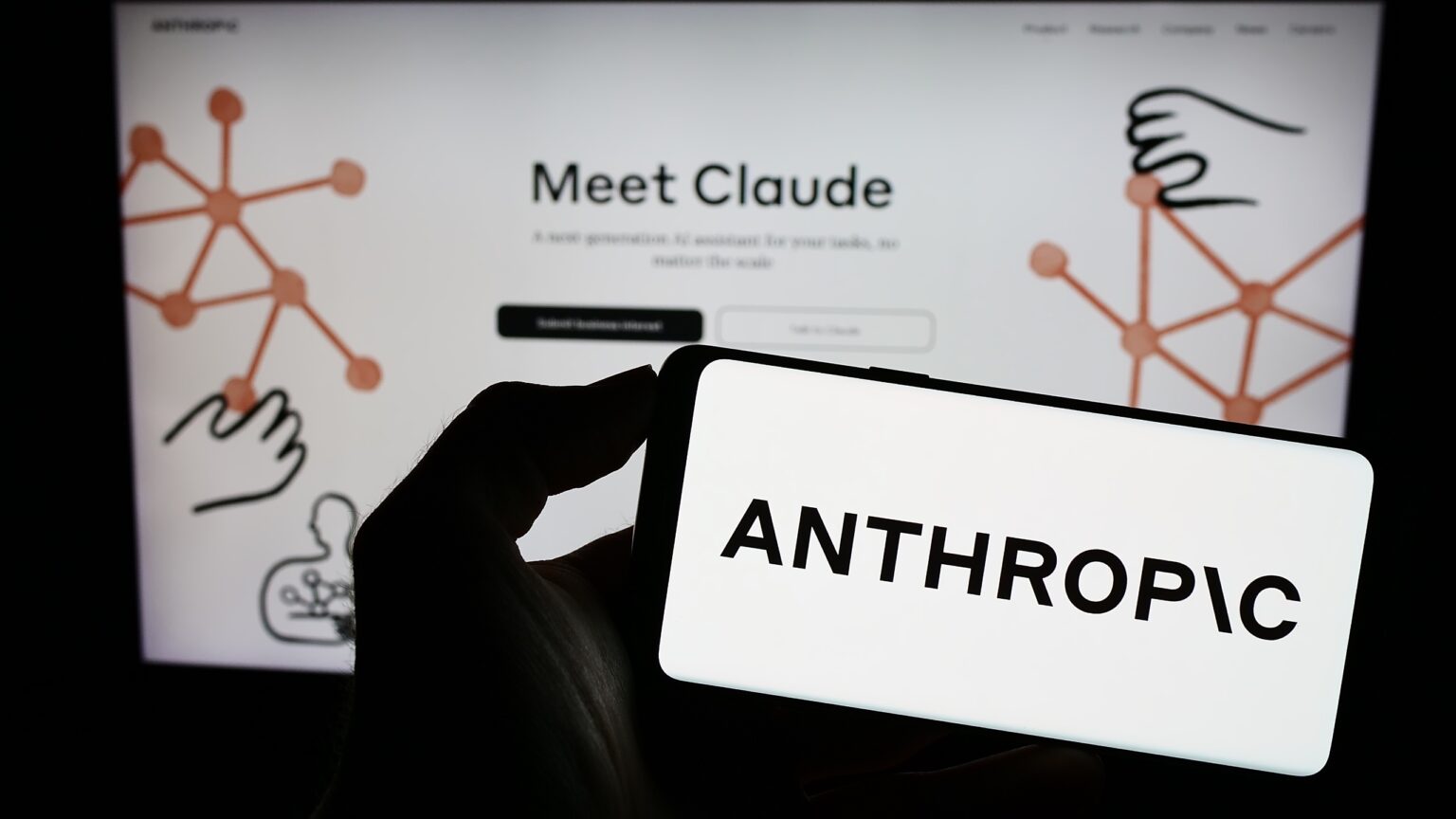 Amazon mới đ&acirc;y đ&atilde; quyết định đầu tư 4 tỷ USD v&agrave;o c&ocirc;ng ty khởi nghiệp Anthropic.