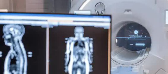 Hàng ngàn người xếp hàng chờ trải nghiệm công nghệ MRI phát hiện ung thư hoàn toàn mới trị giá 2.500 USD