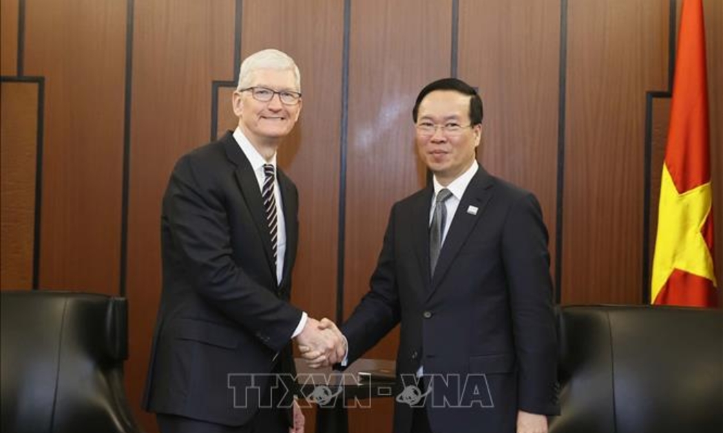 Chủ tịch nước Võ Văn Thưởng tiếp Giám đốc Điều hành của Tập đoàn Apple Tim Cook - Ảnh: TTXVN