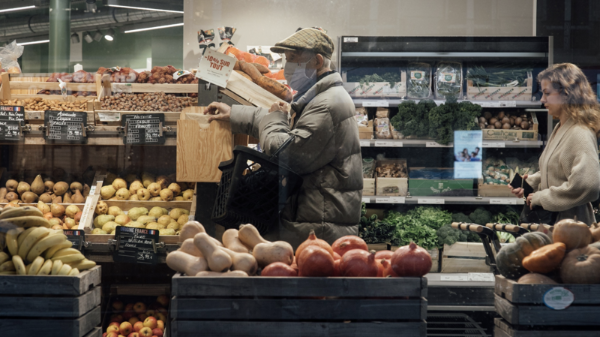 Kinh tế châu Âu ngày càng đuối so với Mỹ